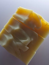 Load image into Gallery viewer, Lavender &amp; Chamomile / Lavender &amp; Chamomile