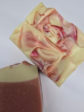 Load image into Gallery viewer, Coco Cranberry