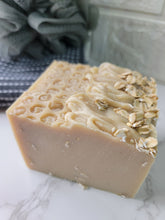 Load image into Gallery viewer, Oatmeal, milk and honey/ Oatmeal, milk and honey