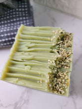 Load image into Gallery viewer, Cannabis Flower &amp; Lemongrass