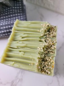 Cannabis Flower &amp; Lemongrass